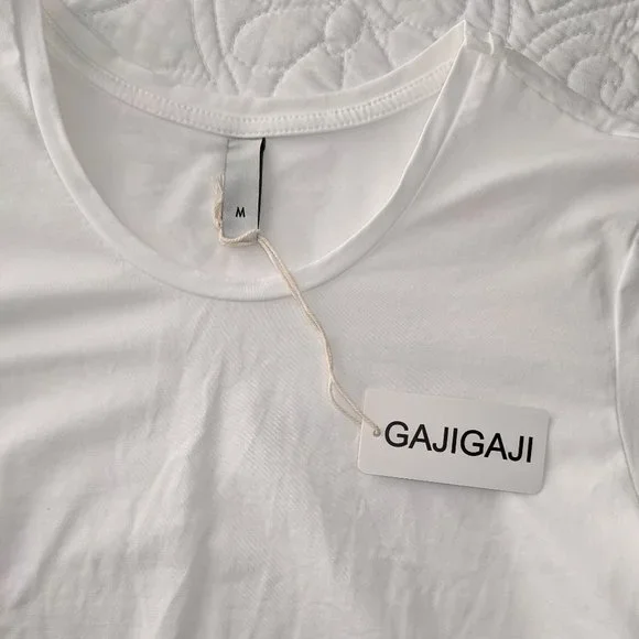 White Gajigaji Short Sleeve Knot Front Crop Top in a Misses size Medium - Picture 4 of 13